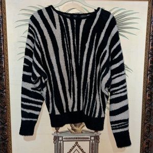 Tahari Animal Tiger Stripe Fuzzy Nylon Classic Sweater Black Tan Size Small